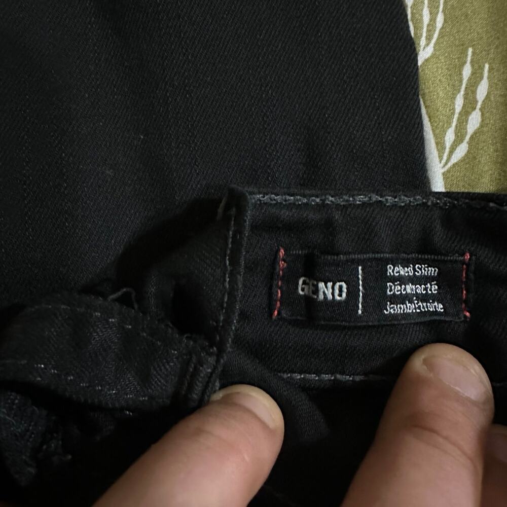 True Religion Custom Embroidered Black Slim Jeans Size 30 - Picture 6 of 7